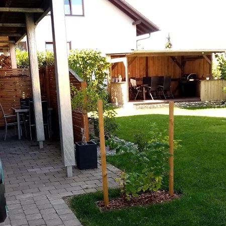 Schoene Einzimmer Wohnung Zwischen Bodensee Und Allgaeu Neukirch  Ngoại thất bức ảnh